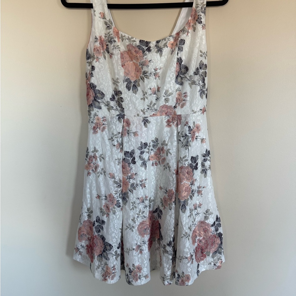 JJs House Floral Dress - White and Pink